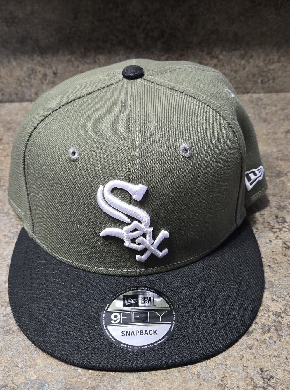 New Era Kids' 9FIFTY Chicago White Sox Snapback Hat - Olive/Black